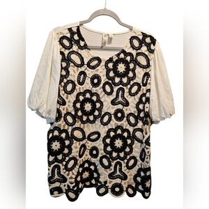 Cato Collection Limited Edition Elegant Black & White Floral Crochet Top. Sz XL